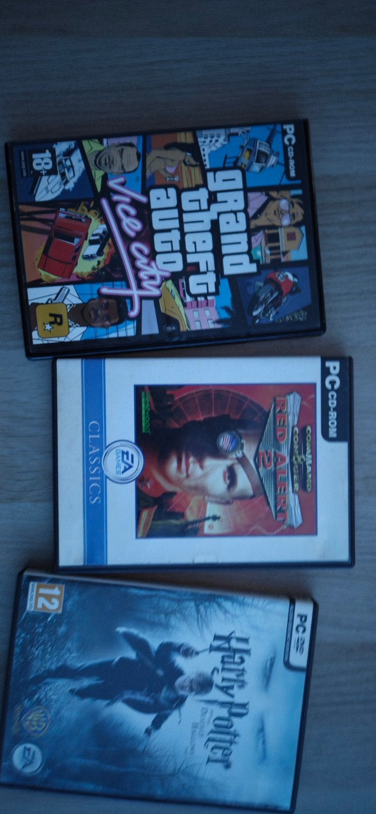 PC Games: GTA Vice City, Red Alert 2, Harry Potter, Spelcomputers en Games, Gebruikt, Vanaf 18 jaar, Overige genres, 1 speler