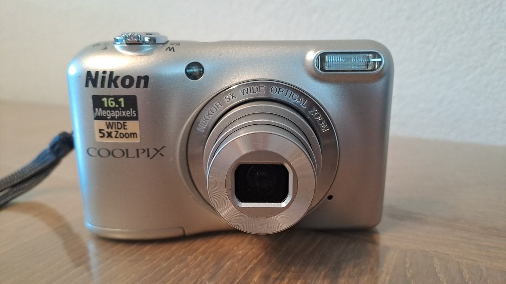 Nikon Coolpix pocket camera, Gebruikt, 16 megapixels, Ophalen of Verzenden, Compactcamera