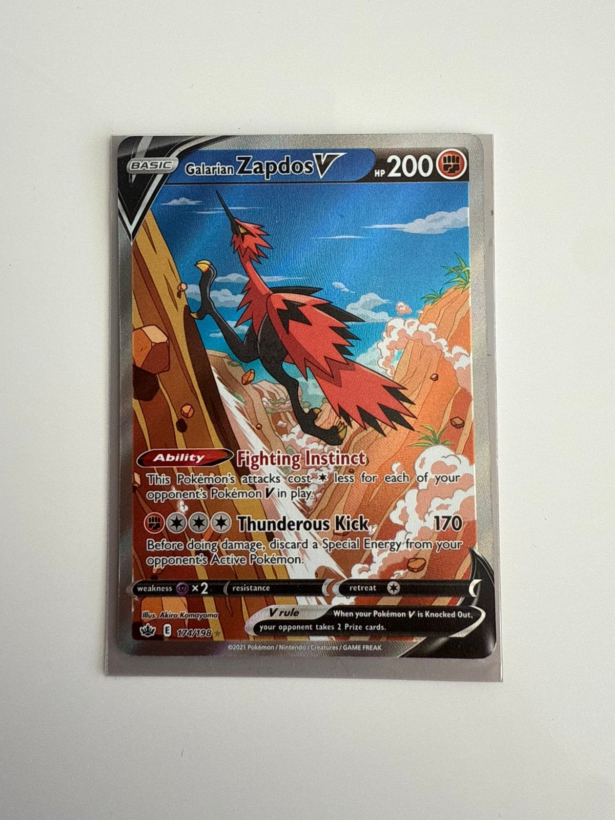 Galarian Zapdos #174 English, Hobby en Vrije tijd, Verzamelkaartspellen | Pokémon, Ophalen of Verzenden, Zo goed als nieuw
