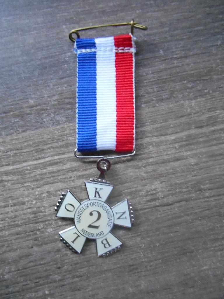 Avondvierdaagse medaille avond vierdaagse, Postzegels en Munten, Penningen en Medailles, Ophalen of Verzenden, Overige materialen