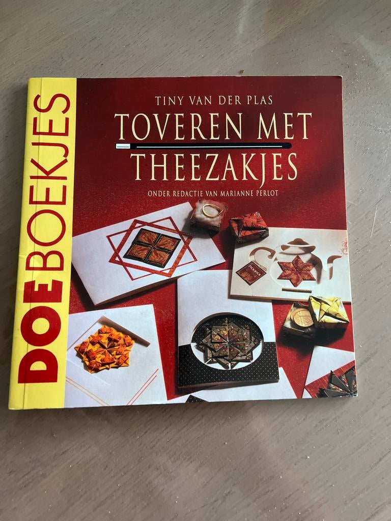 Gratis op te halen: Toveren met Theezakjes - DoeBoekjes, Ophalen of Verzenden, Boek, Vol