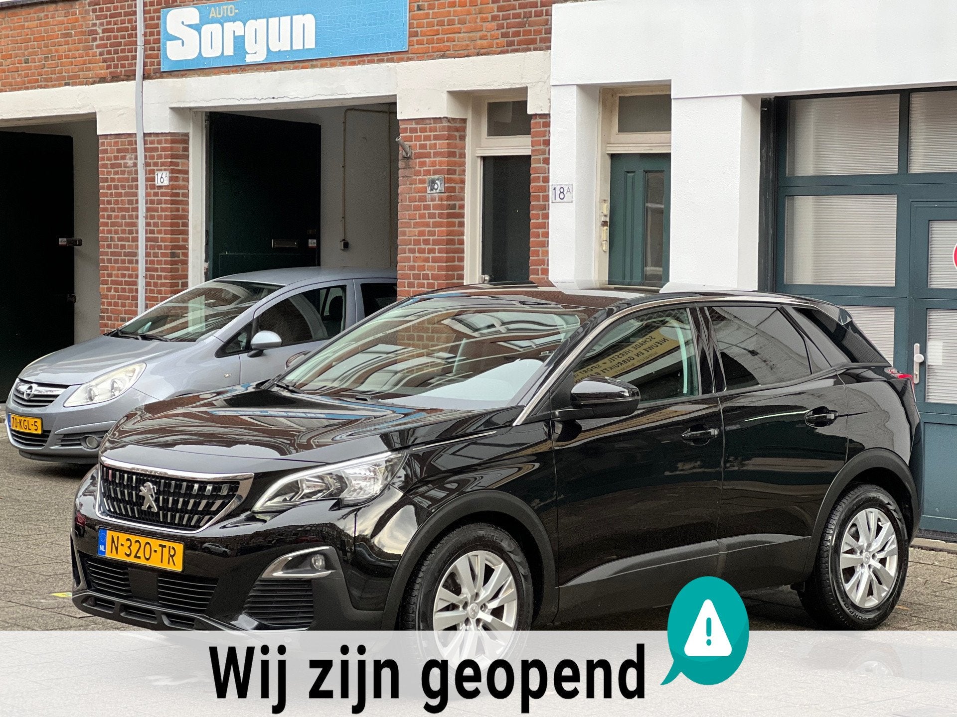 Peugeot 3008 1.2 PureTech Allure-automaat-airco-nette auto, Auto's, Gebruikt, Euro 6, 1199 cc, Leder en Stof