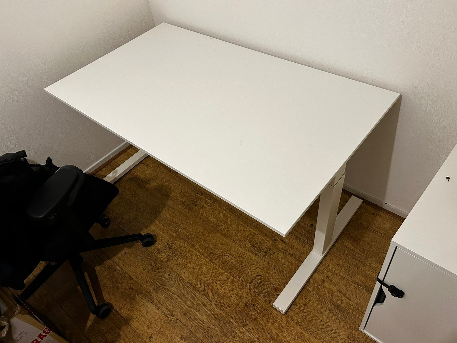 Verstelbaar bureau wit 90x120 cm, Ophalen, Zit-sta bureau, Gebruikt, Spaanplaat of MDF