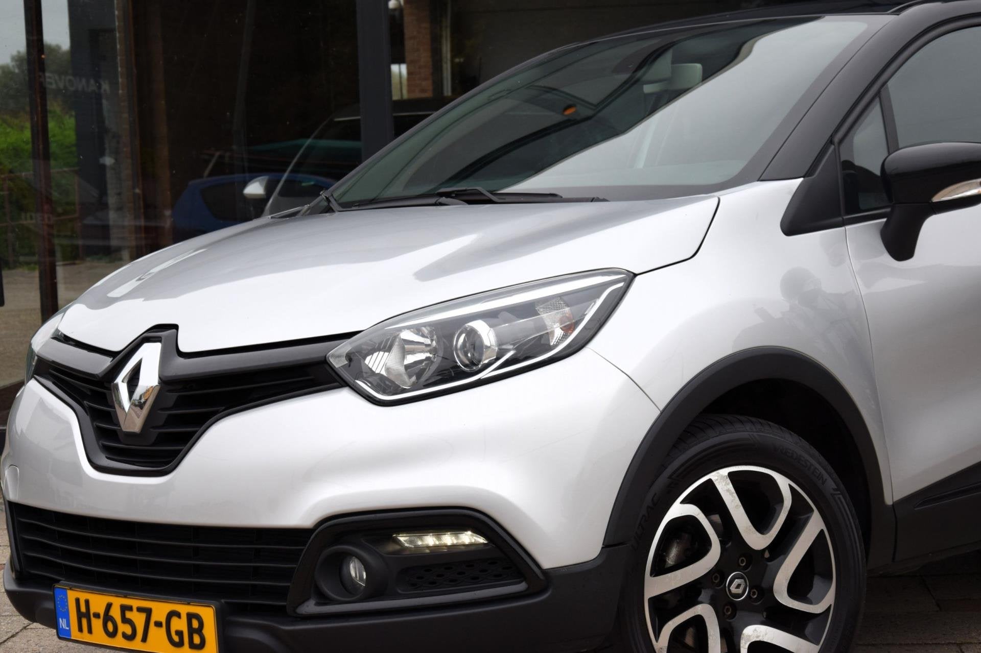 Renault Captur 1.2 TCe Dynamique Achteruitrijcamera, Auto's, Voorwielaandrijving, Gebruikt, 4 cilinders, Bedrijf