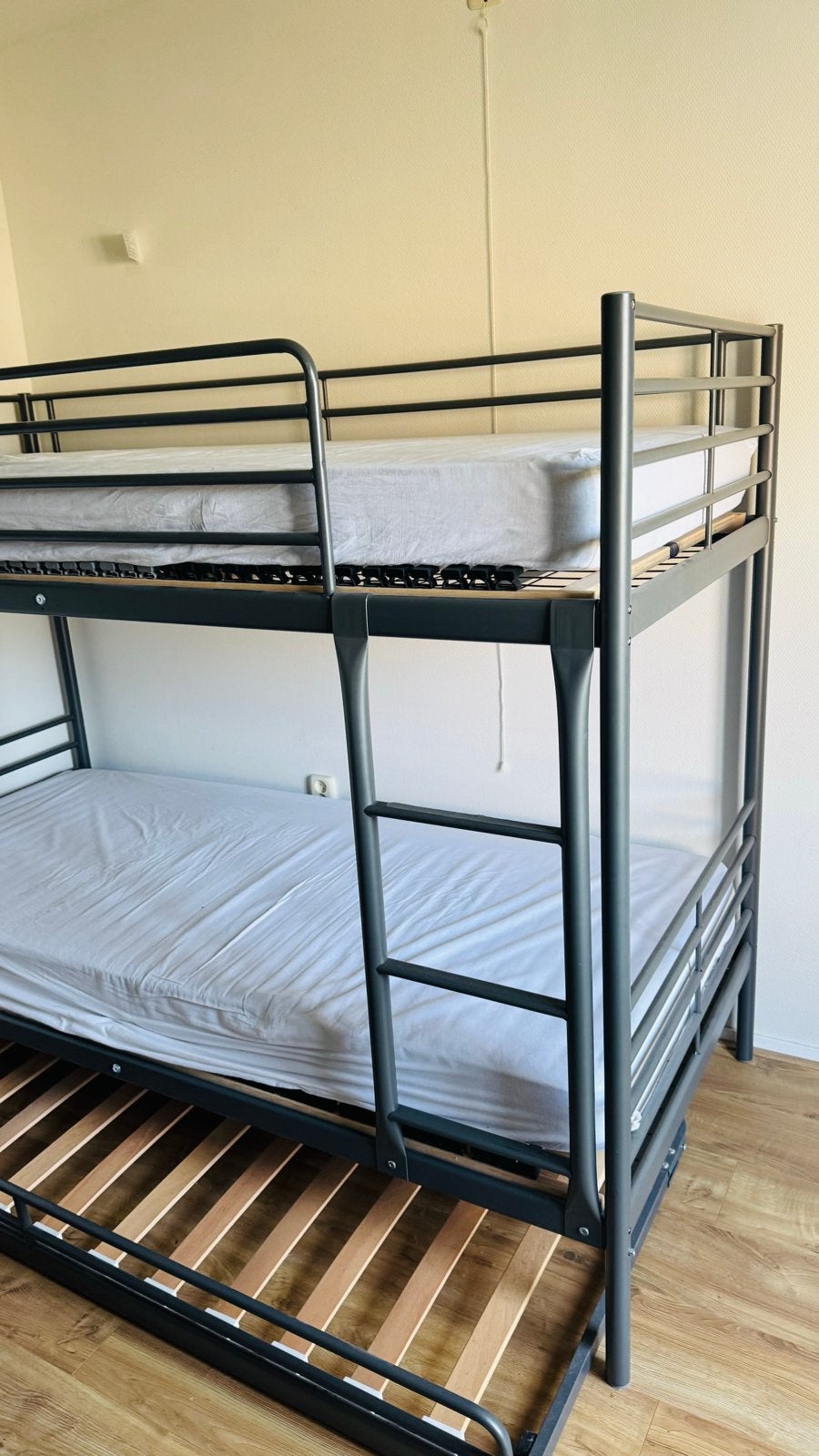 Stapelbed voor 3 personen (excl. matrassen), Ophalen, Gebruikt, Tweepersoons, Stapelbed