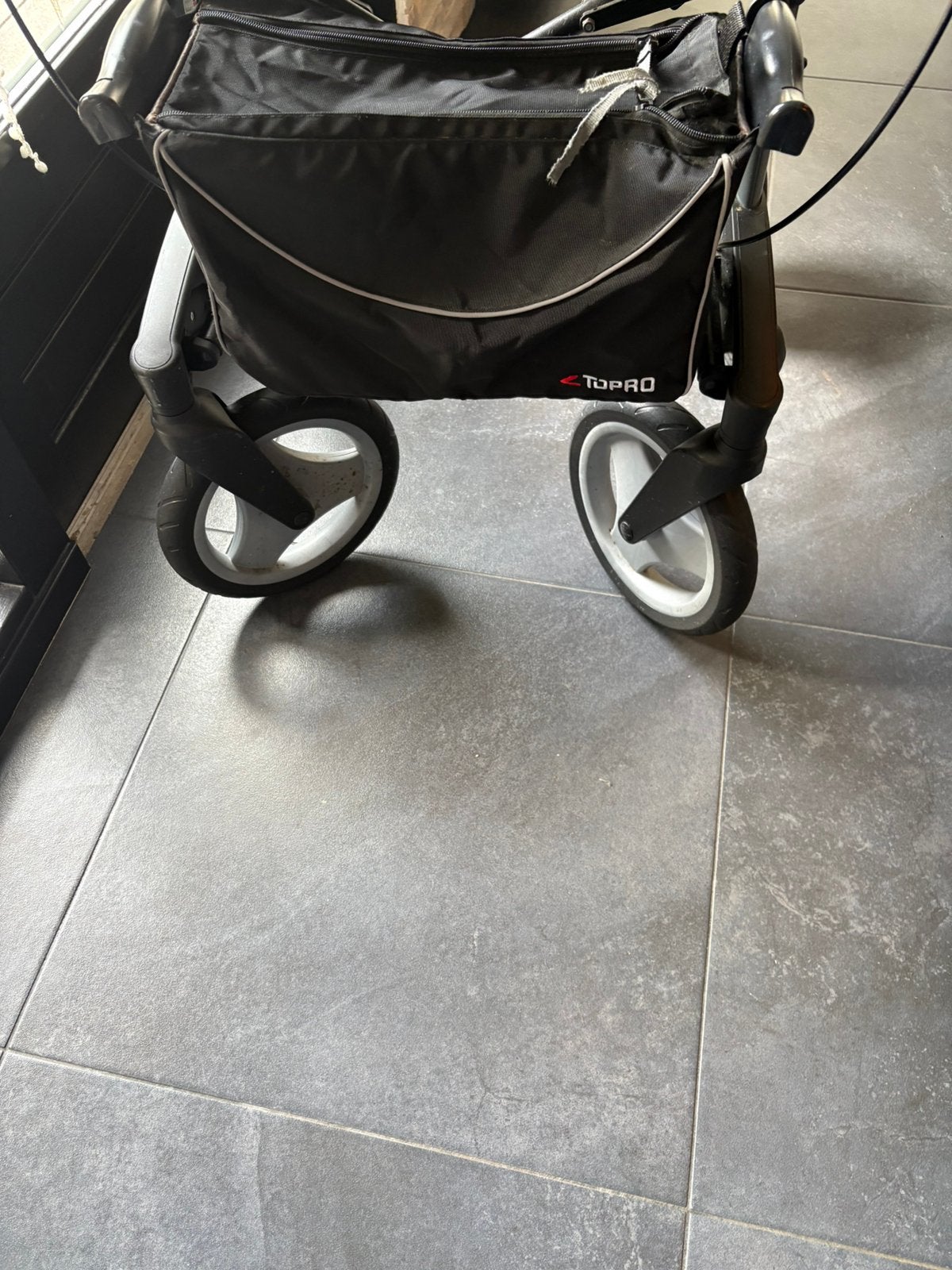 te koop rollator, Ophalen of Verzenden, Zo goed als nieuw