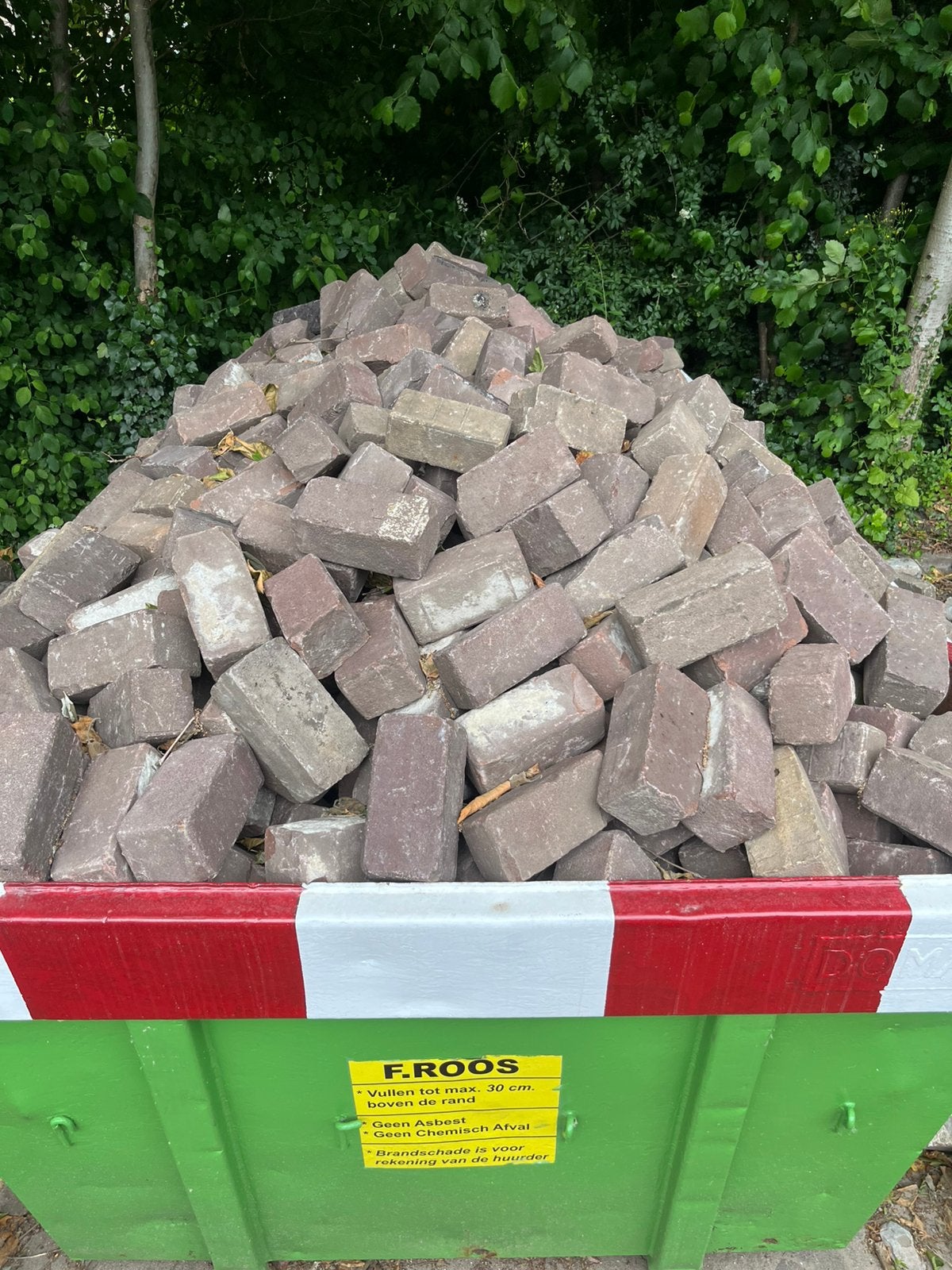 10 duimers, Ophalen, Zo goed als nieuw, Bakstenen