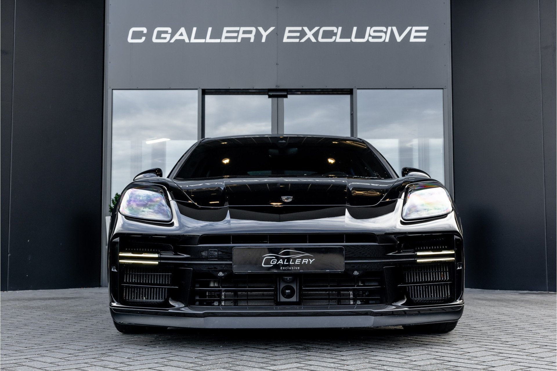 Porsche Panamera 4.0 Turbo S E-Hybrid - BTW | Akrapovic | Fu, Auto's, Automaat, Gebruikt, 4 stoelen, Zwart