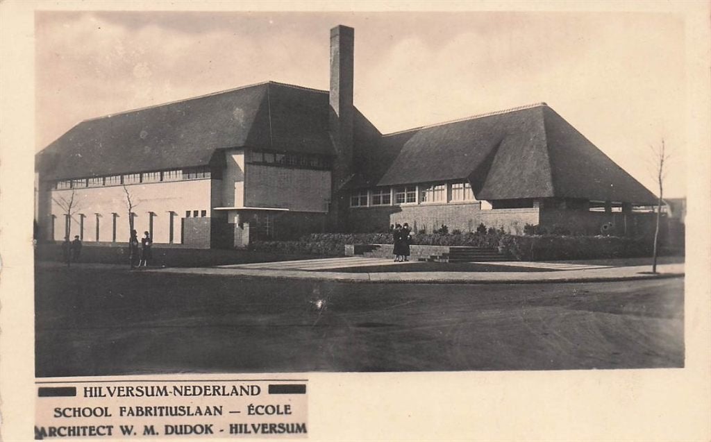 703-376-001 Hilversum School Fabritiuslaan, Verzenden, Voor 1920, Noord-Holland
