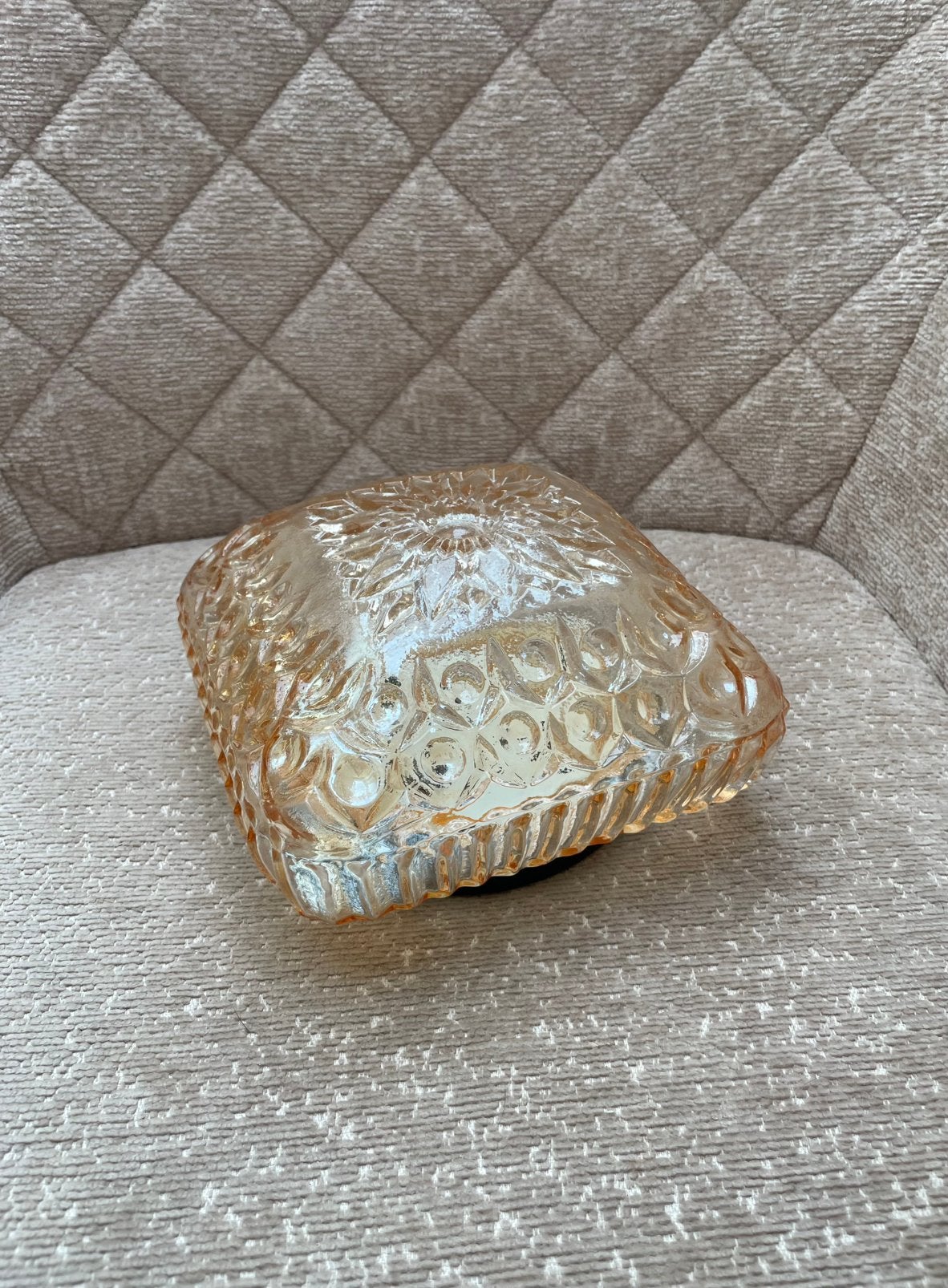 vintage plafonnière van amberkleurig jaren 60/70, Ophalen, Gebruikt, E27 (groot), Goud
