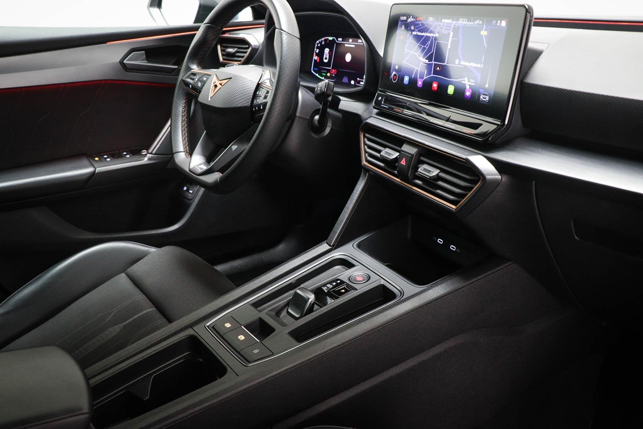 CUPRA Leon Sportstourer 1.4 e-Hybrid VZ Business CLIMA | STU, Auto's, Stof, Gebruikt, 4 cilinders, Met garantie (alle)