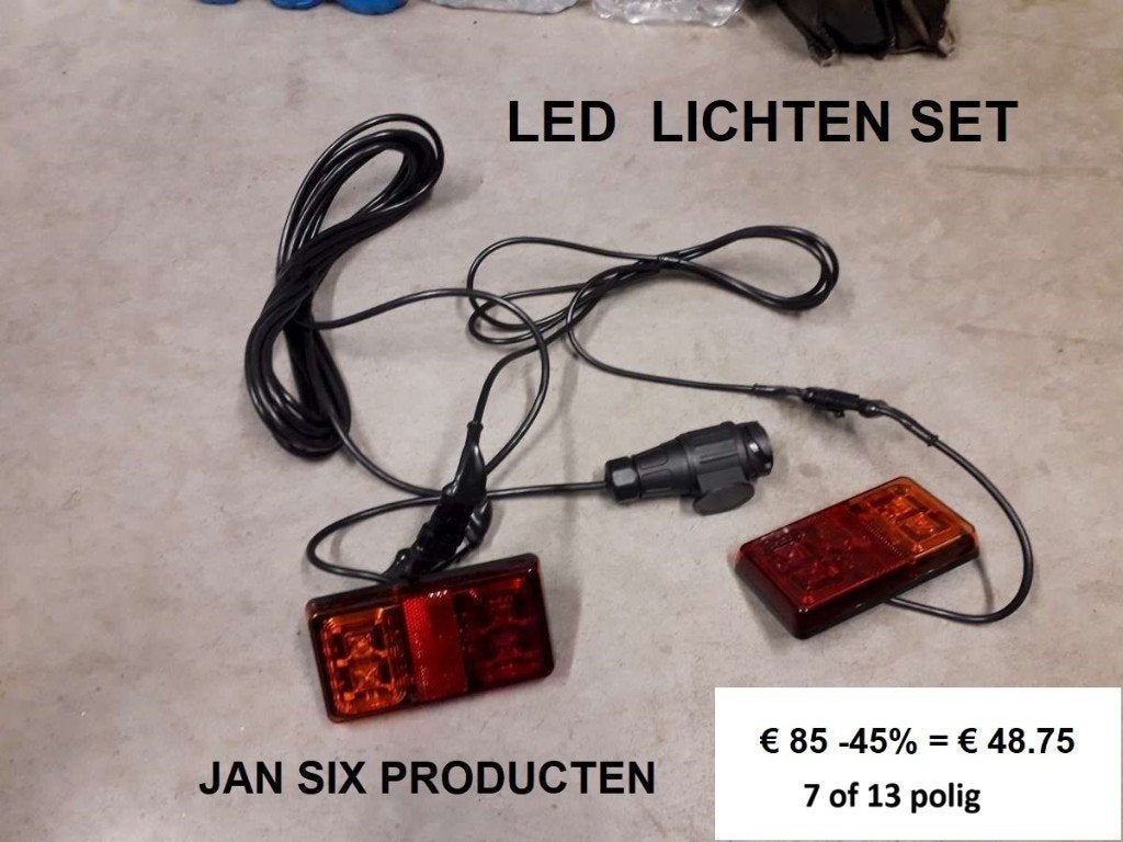 LEDLICHTEN MET BEKABELING AANSLUITING NAAR KEUZE 7 OF 13 P, Ophalen, Nieuw