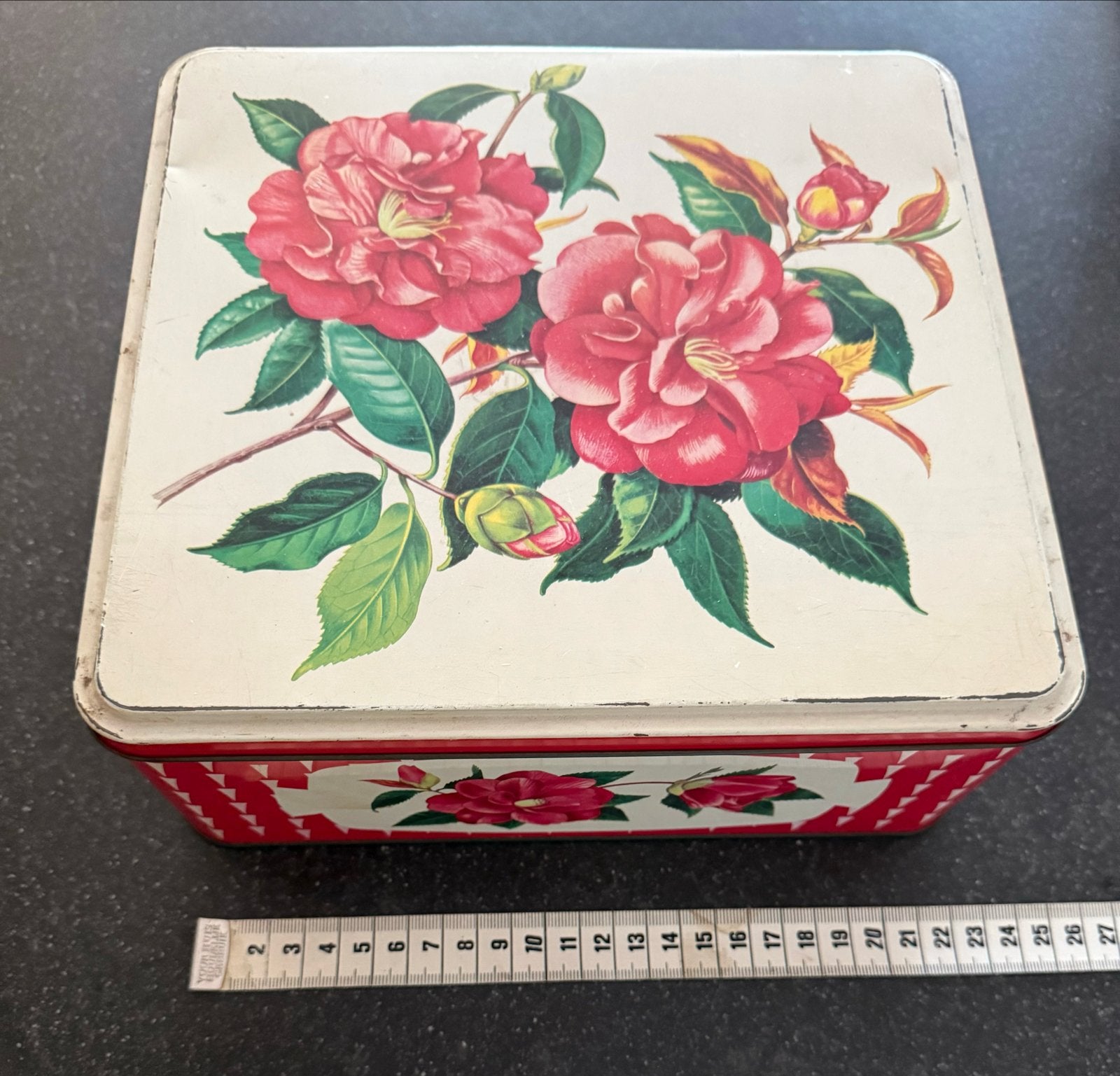 Groot vintage blik met rode rozen, Ophalen of Verzenden