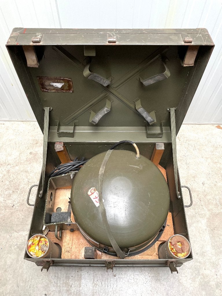 ZOEKLICHT schijnwerper met kist AMX-13 tank Koude Oorlog, Ophalen of Verzenden, Landmacht, Nederland, Overige typen
