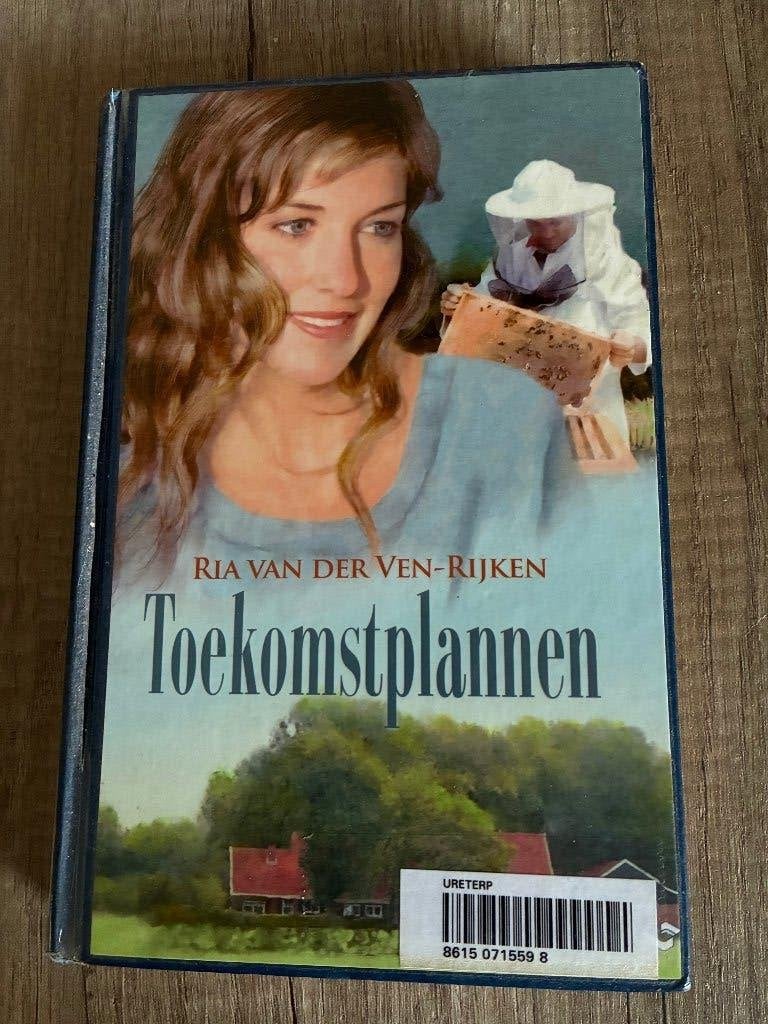 Ria van der Ven-Rijken - Toekomstplannen, Ophalen of Verzenden, Gelezen, Ria van der Ven-Rijken