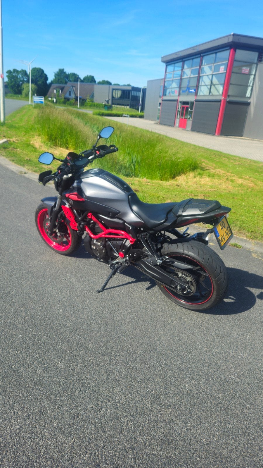 Yamaha mt07 2016, mivv uitlaatsysteem, Ophalen
