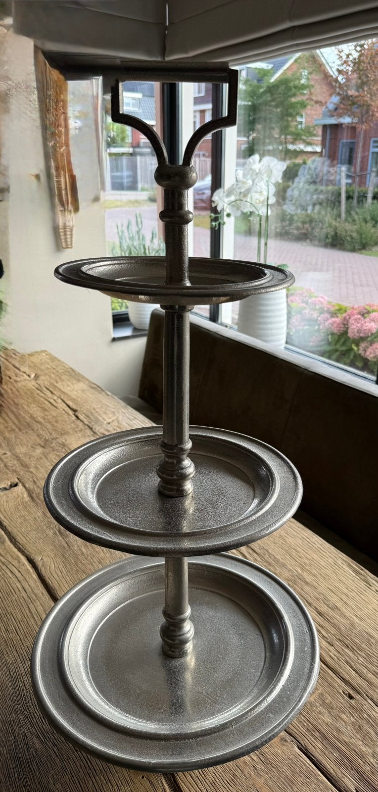 Prachtige, grote etagère van Riviera Maison, Ophalen, Zo goed als nieuw