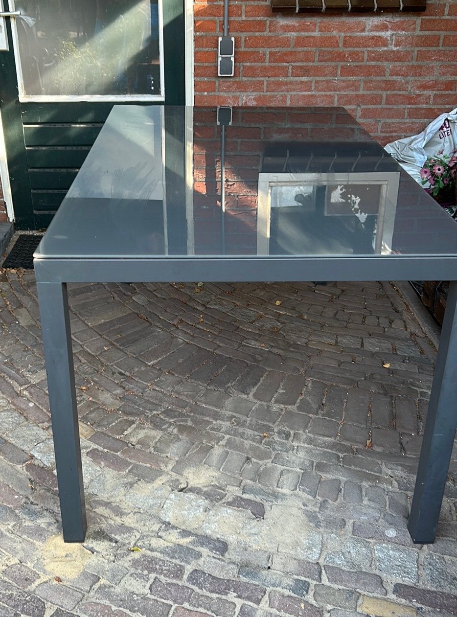 Gratis tuintafel, Ophalen, Zo goed als nieuw, Rechthoekig