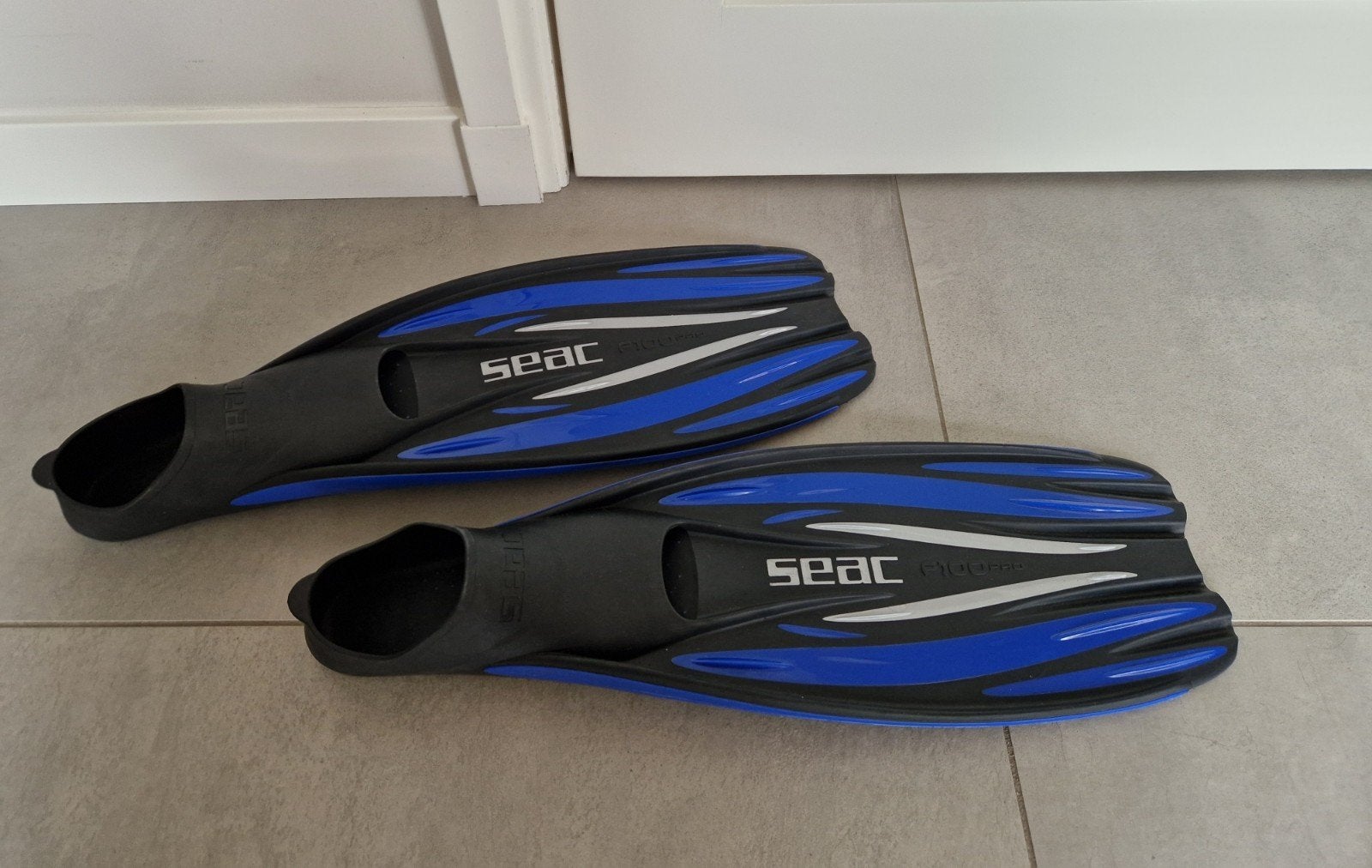 Zwemvliezen Seac F100 Pro maat 38/39 - Slechts 1x gebruikt, Watersport en Boten, Ophalen, Zo goed als nieuw, Zwem- of Duikvliezen