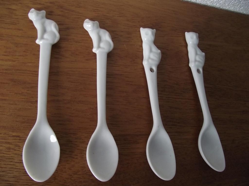 4 st wit porselein poes lepel kat decoratie lepel 14 cm p st, Ophalen of Verzenden