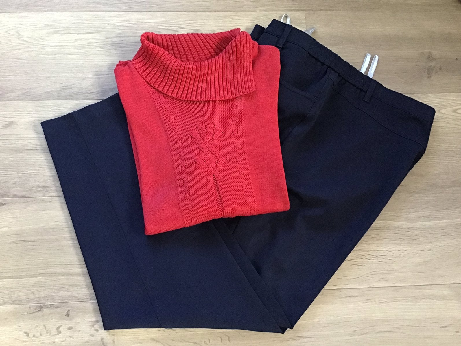 DI GIANNI! Lúxe Trui 48en M&S MODE!LúxeBroek.Kwaliteit!Sámen, Kleding | Dames, Ophalen of Verzenden, Zo goed als nieuw, Maat 46/48 (XL) of groter