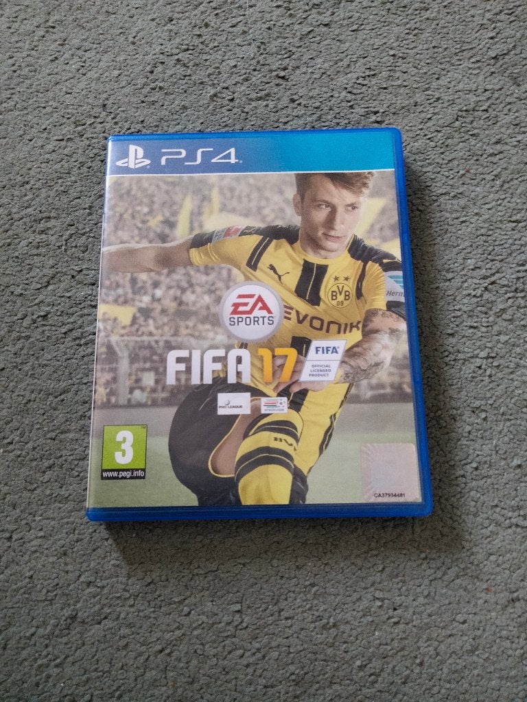 FIFA 17 PS4 - Voetbalgame voor PlayStation 4, Spelcomputers en Games, Games | Sony PlayStation 4, Ophalen, Zo goed als nieuw, Eén computer