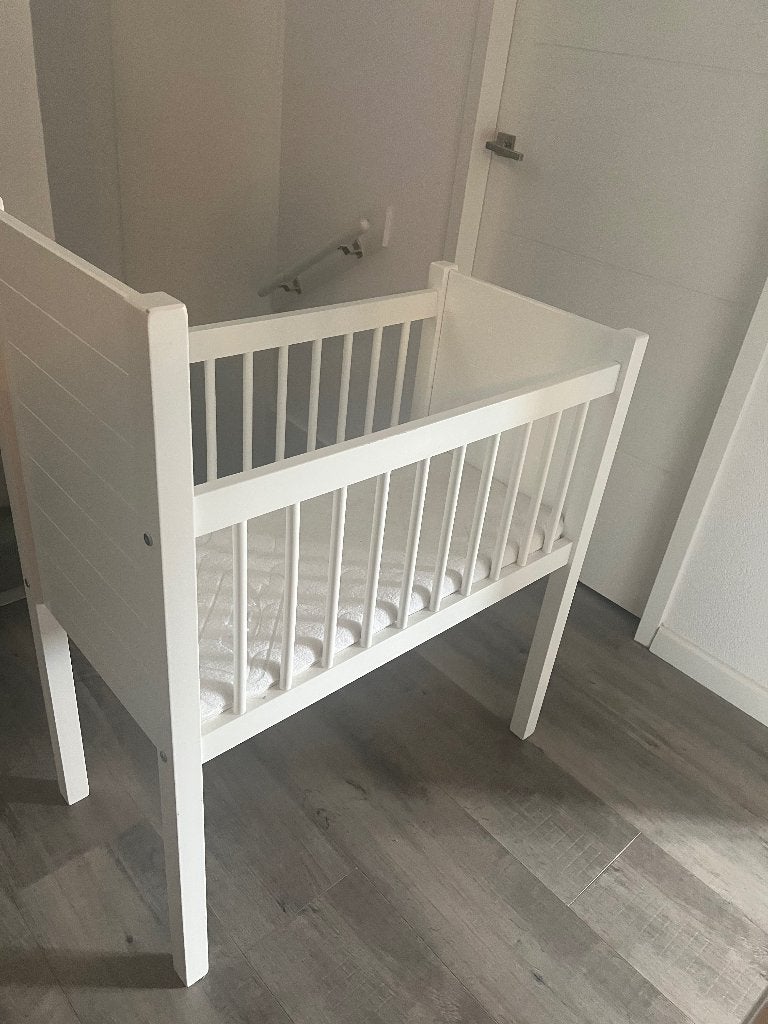 Baby wieg, Kinderen en Baby's, Babywiegjes en Ledikanten, Ophalen, Zo goed als nieuw, Wieg
