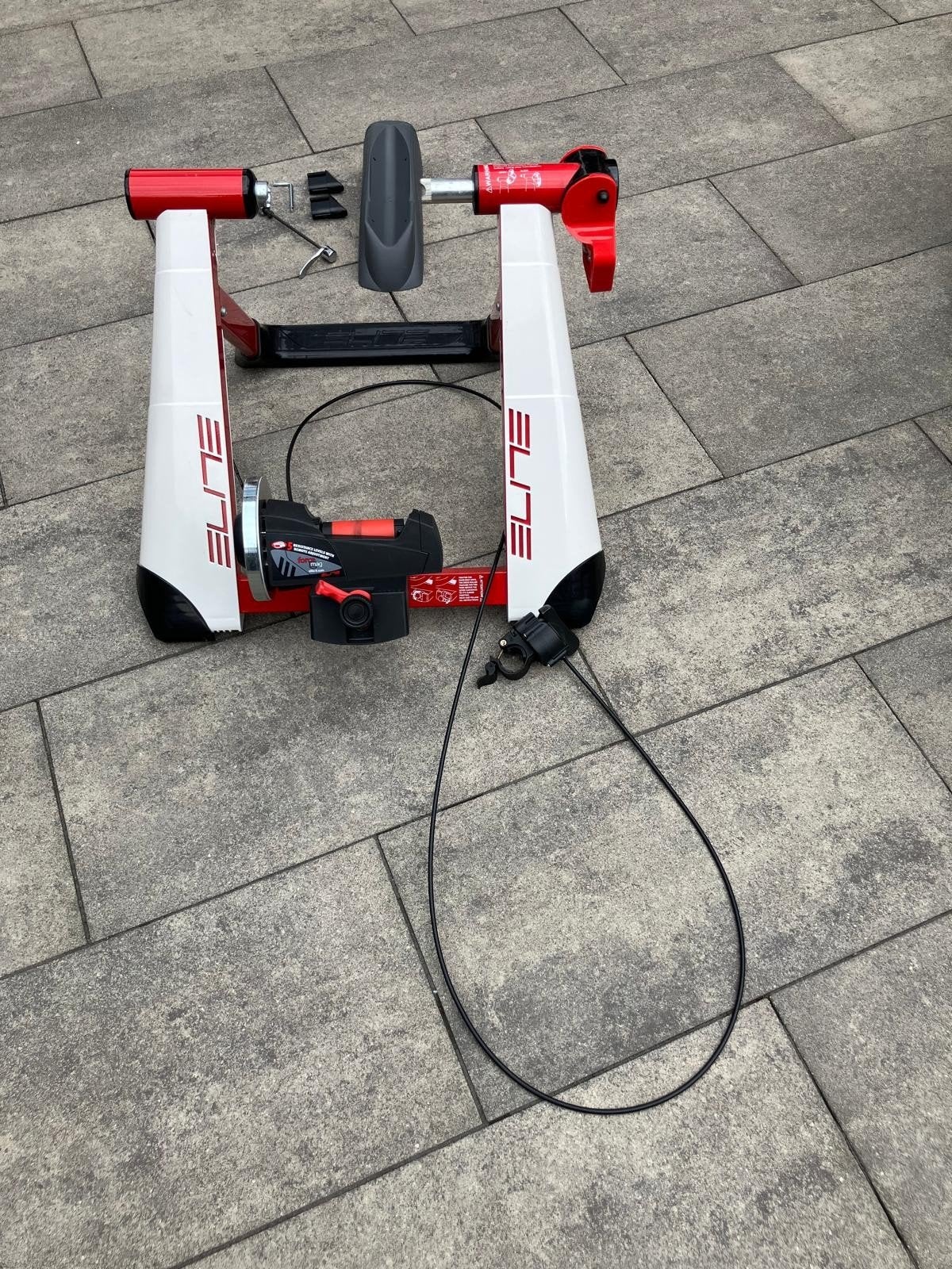 Elite Novo Force fietstrainer, Overige merken, Minder dan 10 versnellingen, Aluminium, Ophalen of Verzenden