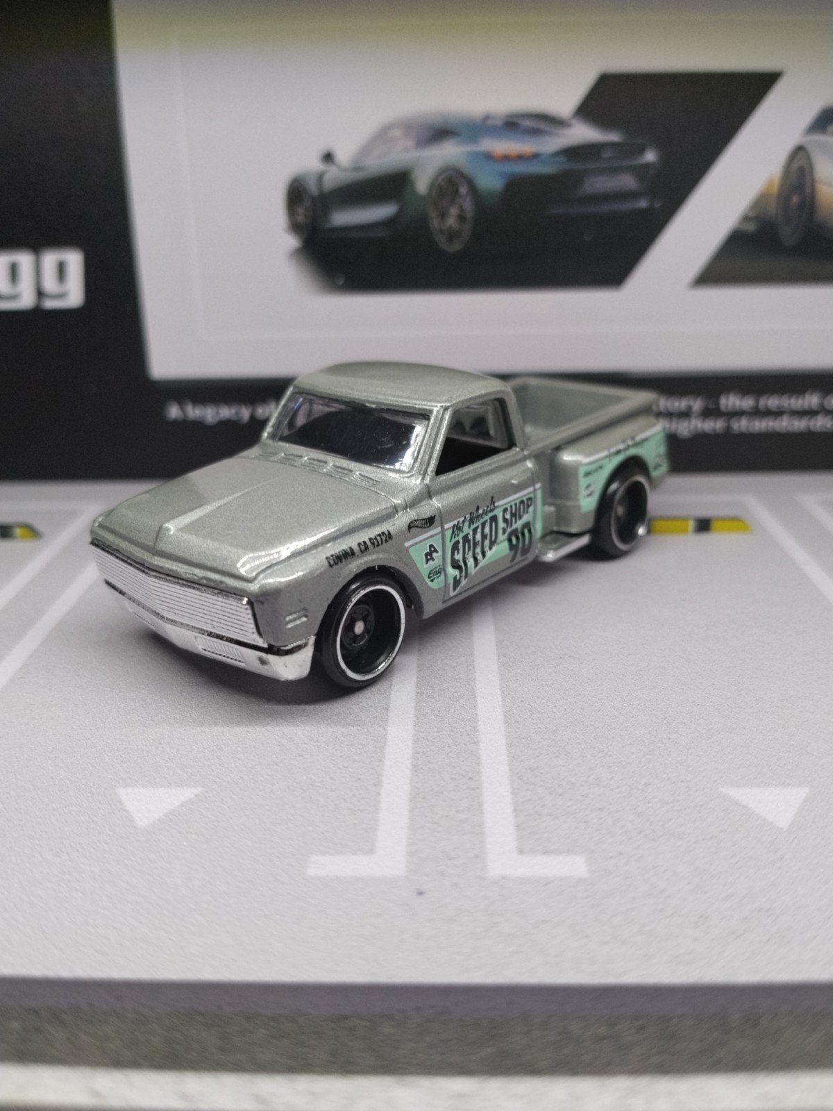 Hotwheels custom 69 chevy hot wheels, Ophalen of Verzenden, Nieuw, Auto
