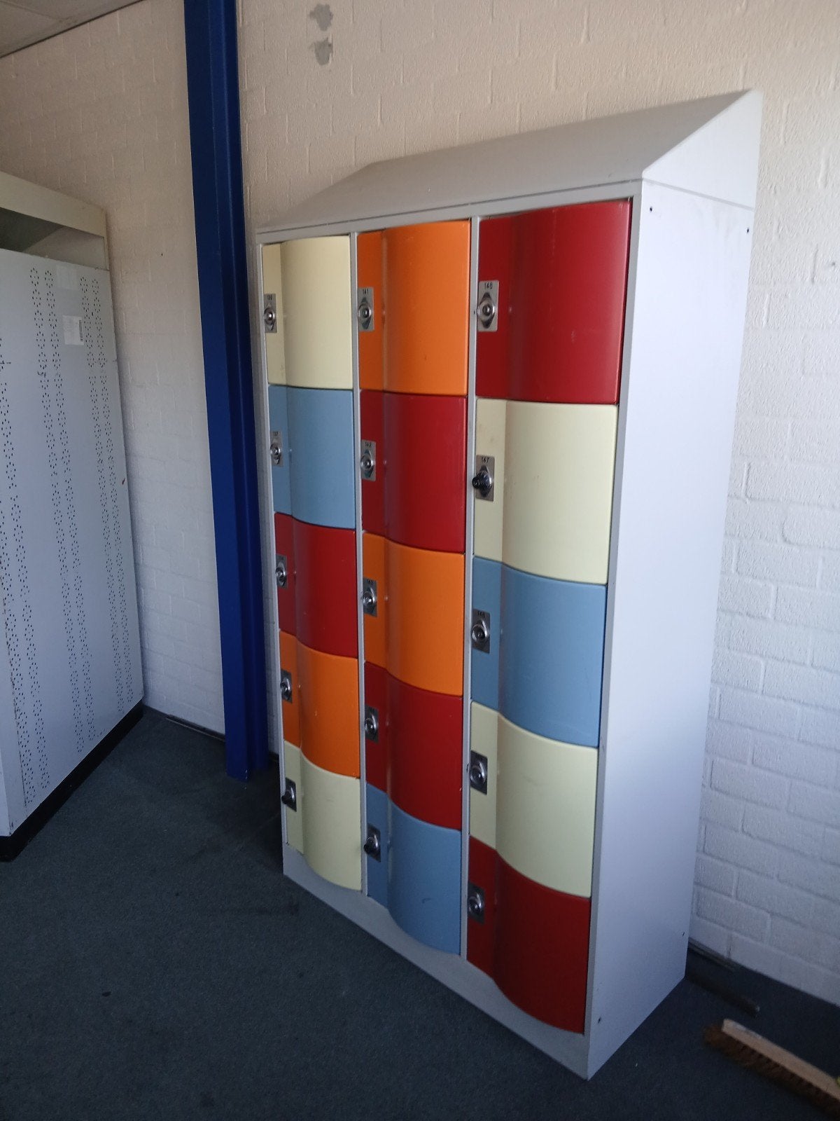 Kleurrijke Lockers voor Opslag - Diverse Maten, Ophalen of Verzenden, Gebruikt, Modern, Speels, Functioneel
