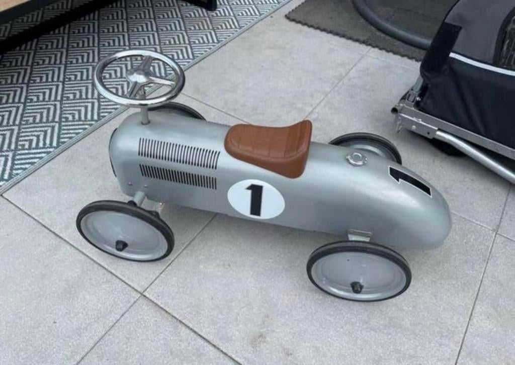 Leuke retro loopauto - Zilverkleurig met nummer 1, Ophalen, Gebruikt, Loopvoertuig