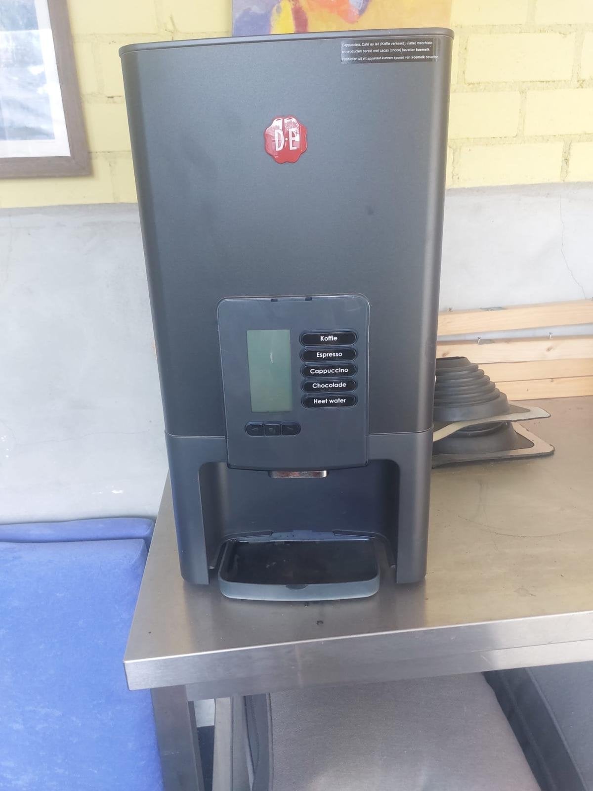 DE Bravo koffieautomaat - Zeer net en goed onderhouden, Witgoed en Apparatuur, Koffiezetapparaten, Ophalen, Overige typen, 10 kopjes of meer