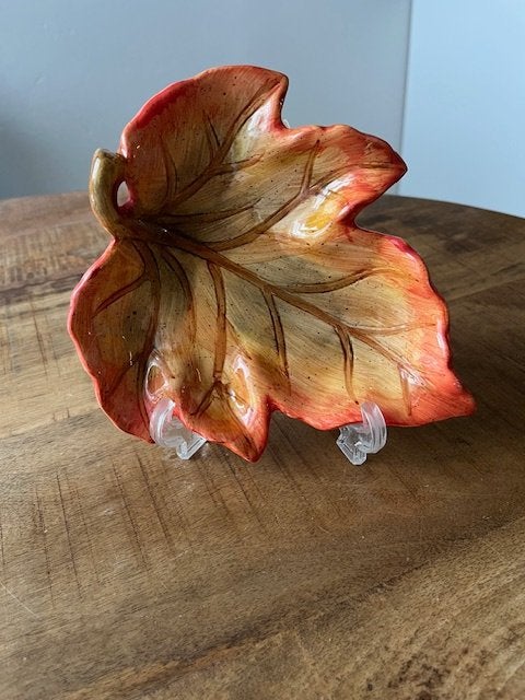 Majolica decoratieve bord herfstblad, Verzenden, 20 cm, 17 cm, Oranje