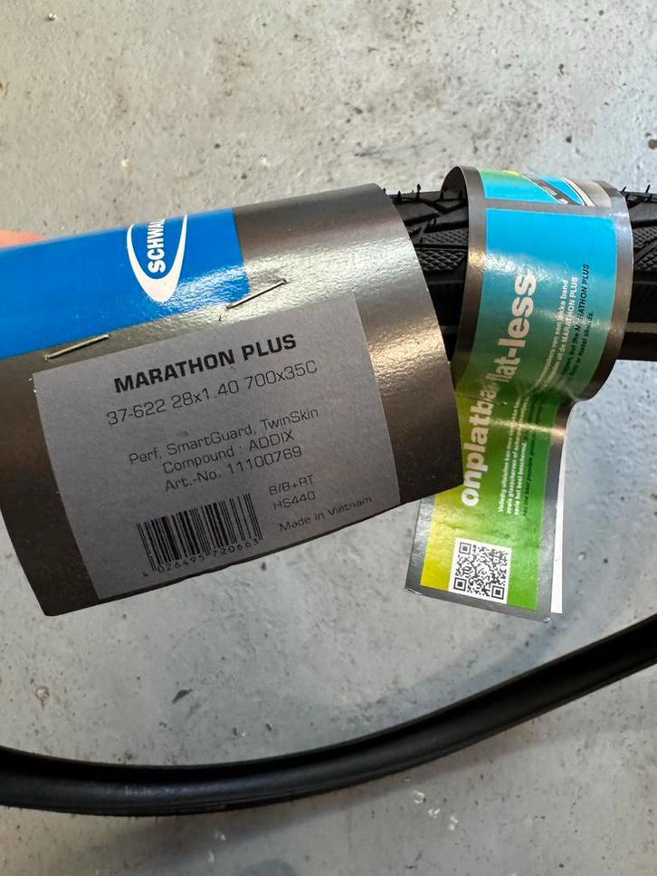 Schwalbe Marathon Plus 37-622 (28x1.40 700x35C) fietsband, Band, Nieuw, Ophalen of Verzenden, Rubber