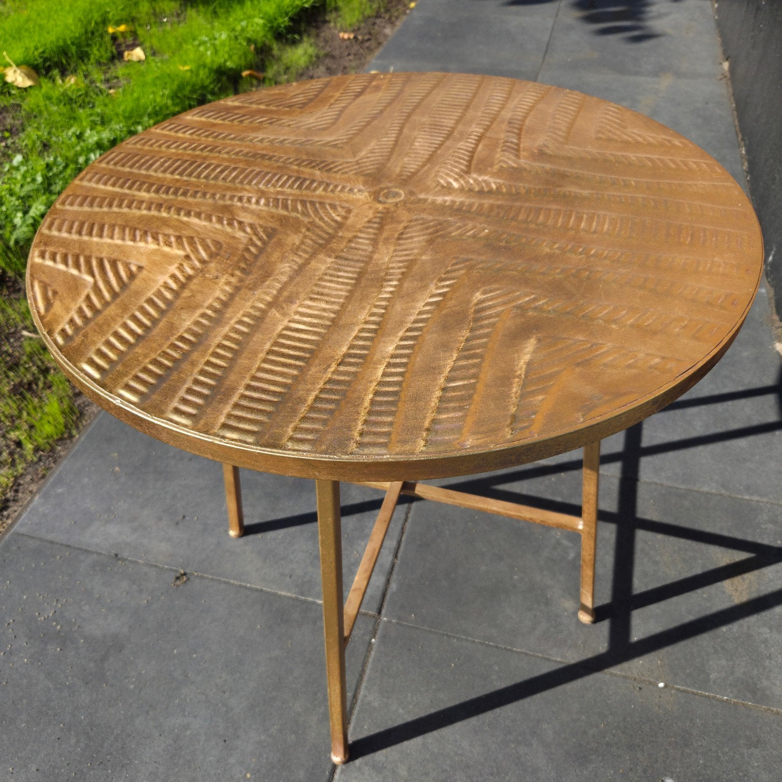 Salontafel Tuintafel Bijzettafel goud Eyecather, Ophalen, 50 – 75, 50 tot 100 cm, Rond