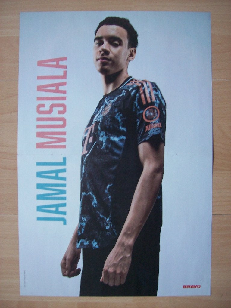 Poster met Jamal Musiala / Luna - Tour 2024 Duits t. Bravo, Ophalen of Verzenden, Nieuw, A1 t/m A3, Sport