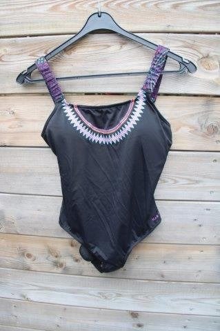Badpak zwart/ kleur Nabaiji mt 42C Nieuw Vaste prijs AANBIED, Zwart, Nabaiji, Badpak, Ophalen of Verzenden