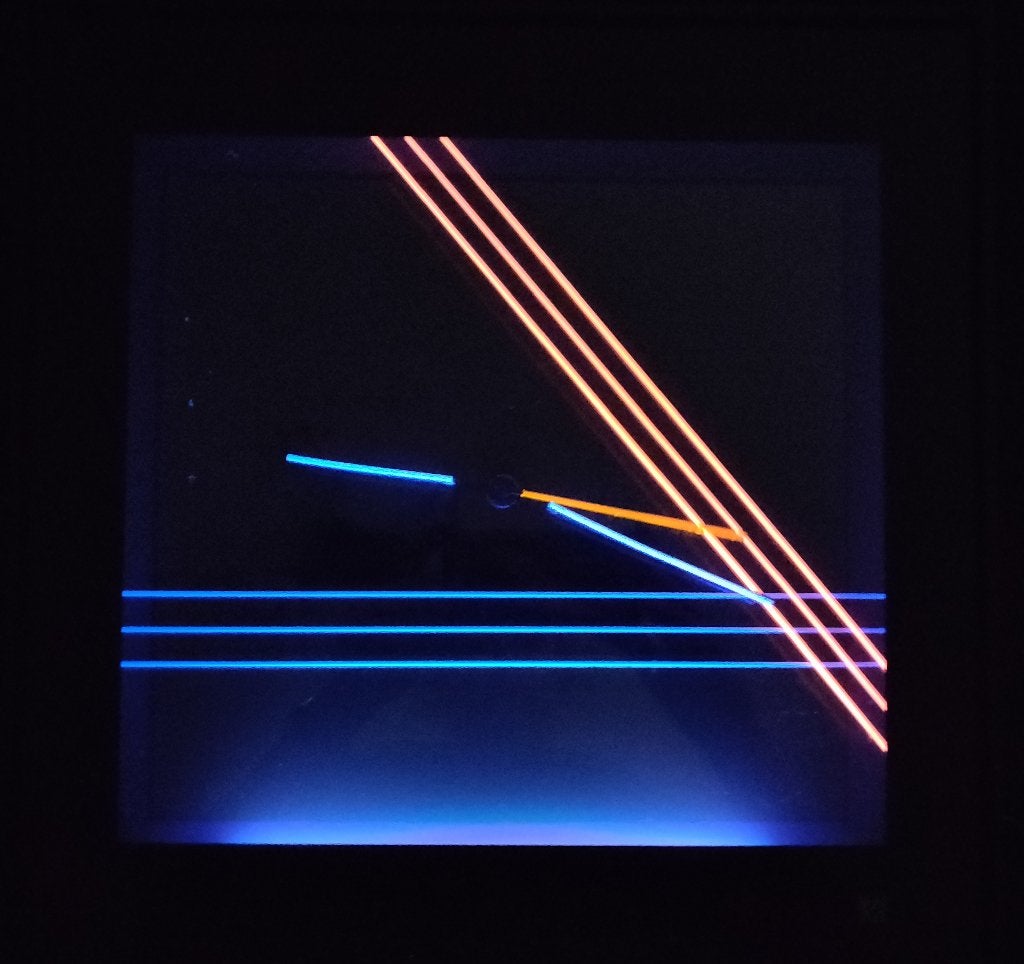 Wandklok met Black Light Memphis Style 1980s, Huis en Inrichting, Glow in the dark, Analoog, Ophalen of Verzenden, Wandklok