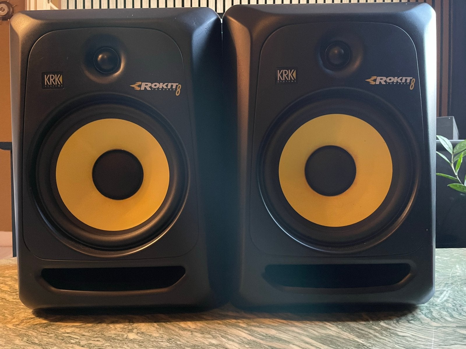 KRK Rokit 8 G3 actieve studiomonitoren (set van 2), Audio, Tv en Foto, Luidsprekers, Studiomonitor, Inclusief kabels, Zo goed als nieuw