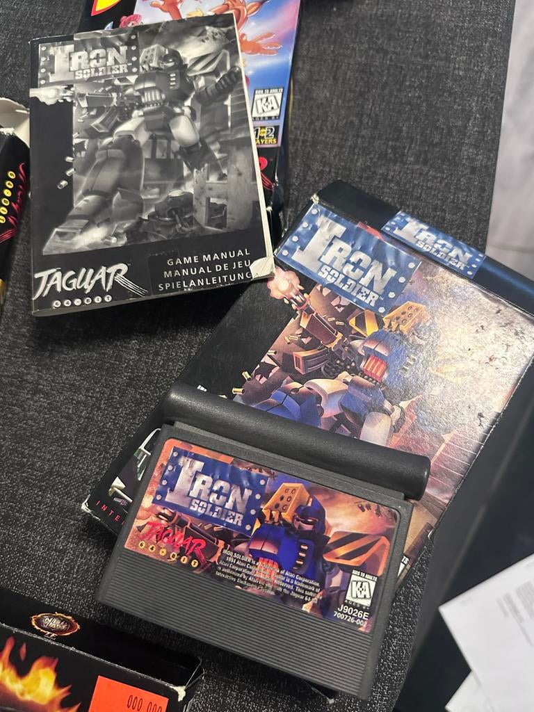 Atari Jaguar - Iron Soldier met handleiding, Spelcomputers en Games, Spelcomputers | Atari, Gebruikt, Atari Jaguar, Zonder controller