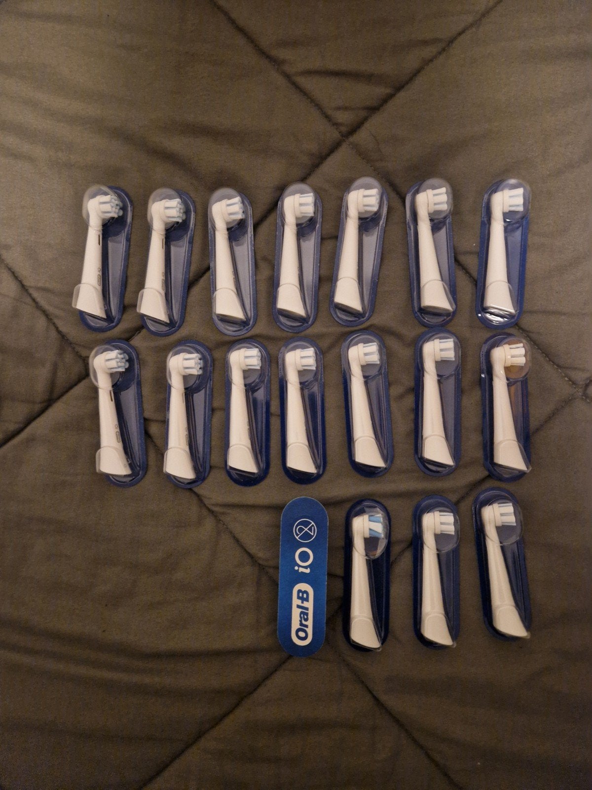 Oral-B iO Gentle Care toothbrush heads (18pcs), Sieraden, Tassen en Uiterlijk, Ophalen of Verzenden, Nieuw, Tandenborstel