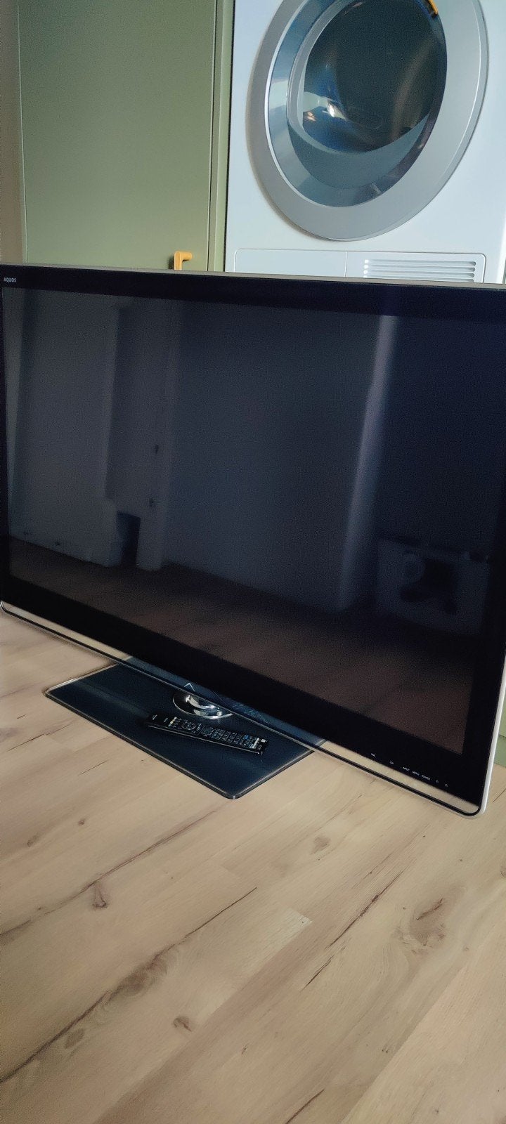 Sharp Aquos LCD TV LC-52LE820E - 52 inch Full HD, Ophalen, Gebruikt, 50 Hz, LCD