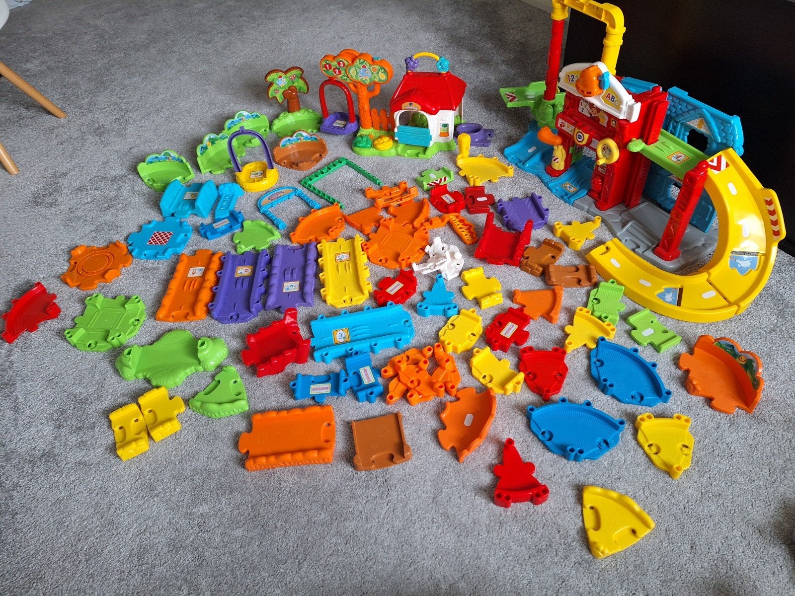 VTech toet toet autos & baan, Kinderen en Baby's, Speelgoed | Vtech, Ophalen of Verzenden, 2 tot 4 jaar