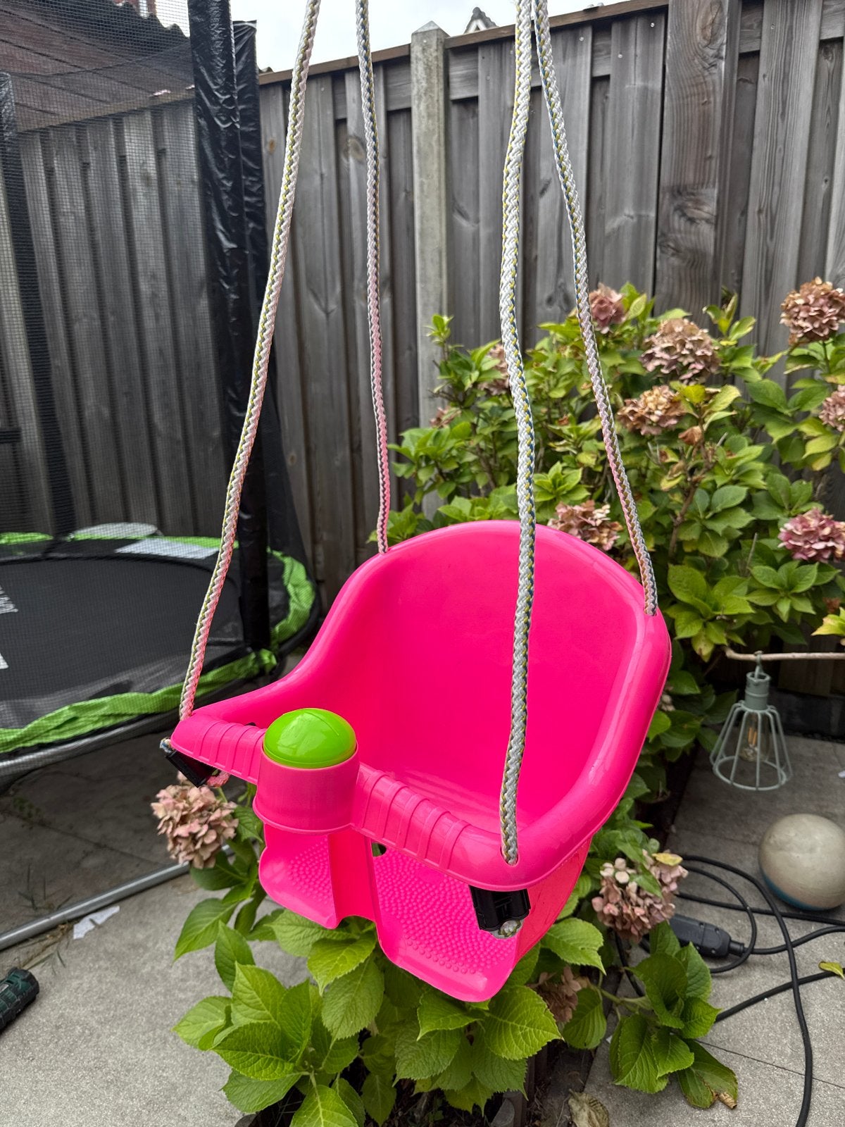 Roze babyschommel voor buiten, Ophalen of Verzenden, Gebruikt