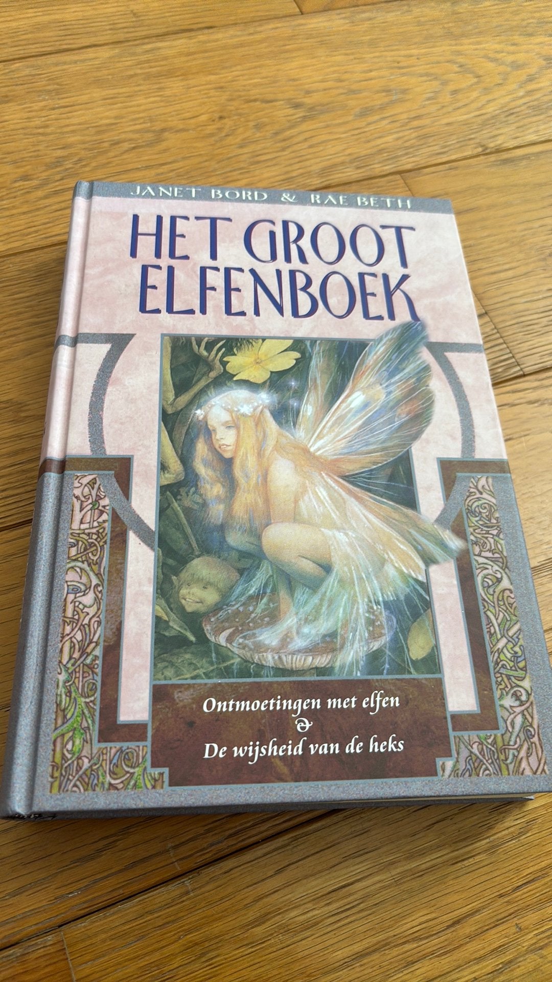 Het Groot Elfenboek - Ontmoetingen met elfen, Ophalen of Verzenden, Zo goed als nieuw, Spiritualiteit algemeen, Instructieboek