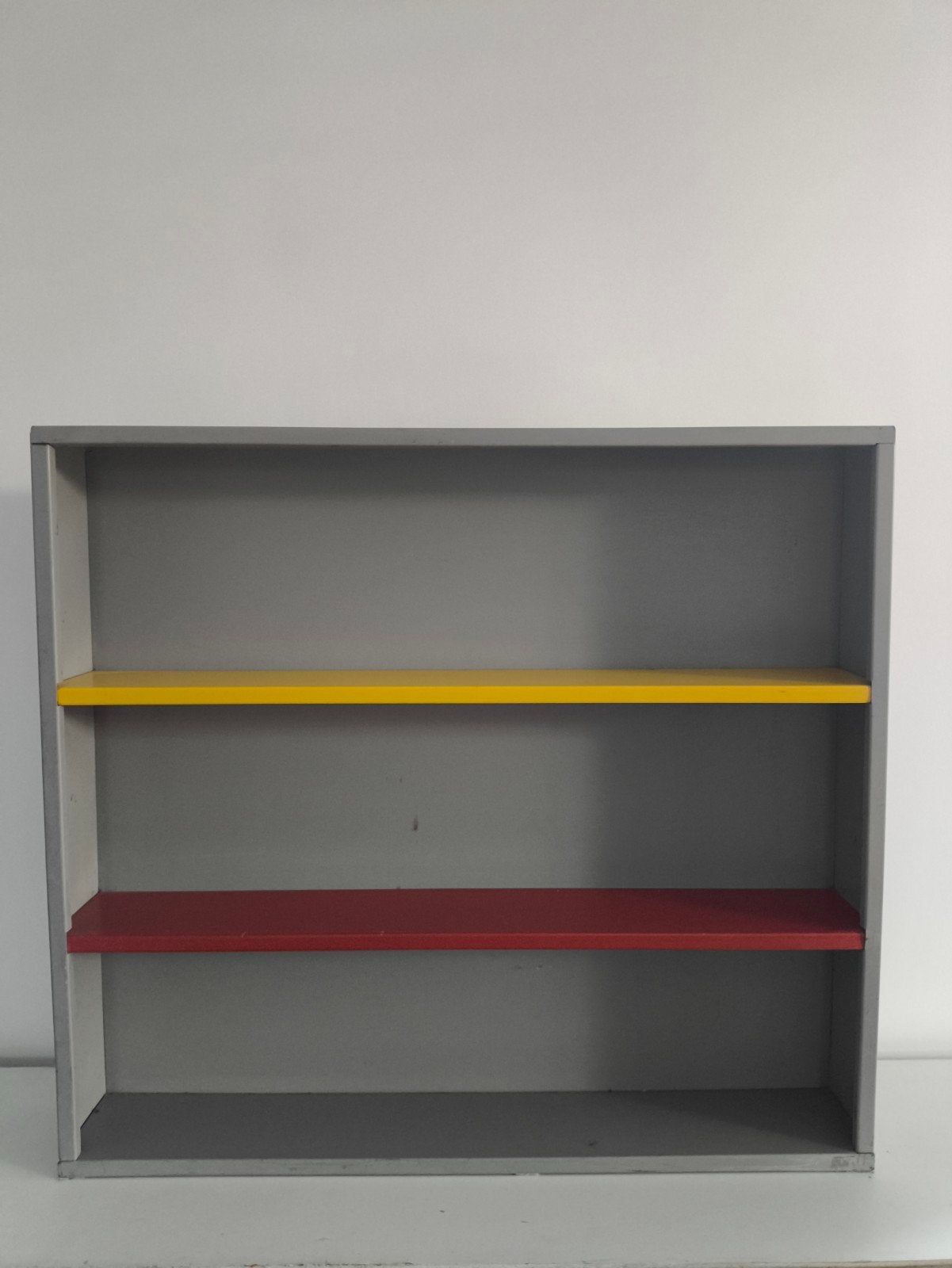 Vintage metalen wandrek Design Mid-century Tomado-style, Ophalen, Met plank(en), Gebruikt, Minder dan 25 cm