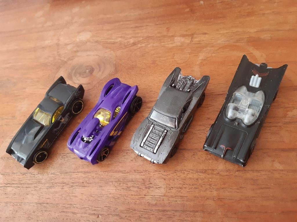4 Hotwheels Bathmen., Ophalen of Verzenden, Auto