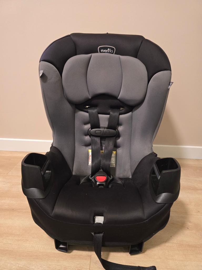 Evenflo Kinderstoel - Veilig en Comfortabel, Overige merken, Autogordel, Zo goed als nieuw, 9 t/m 36 kg