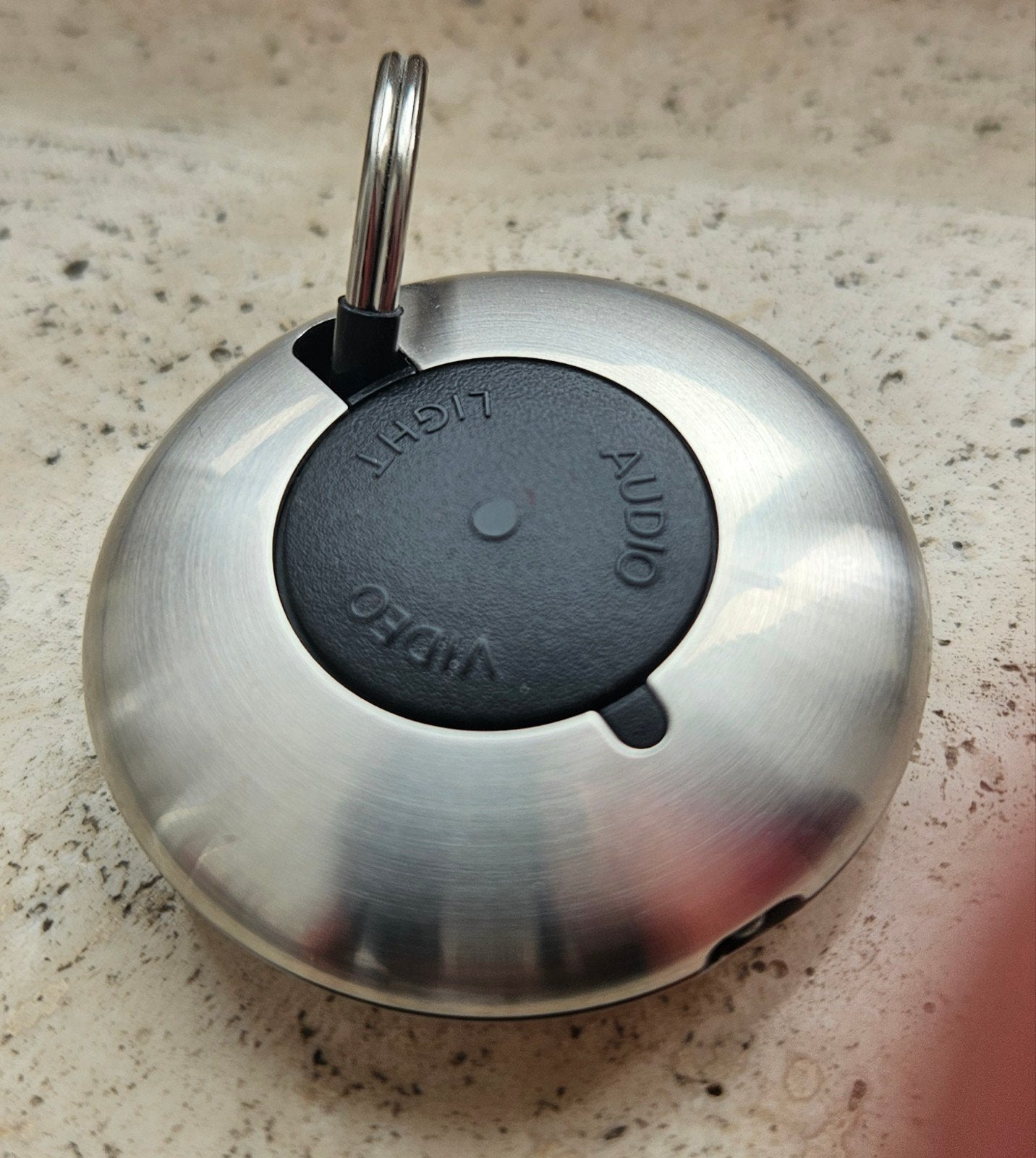 Bang & Olufsen Keyring I Control Light, Audio & Video ON/Sta, Verzenden, Gebruikt