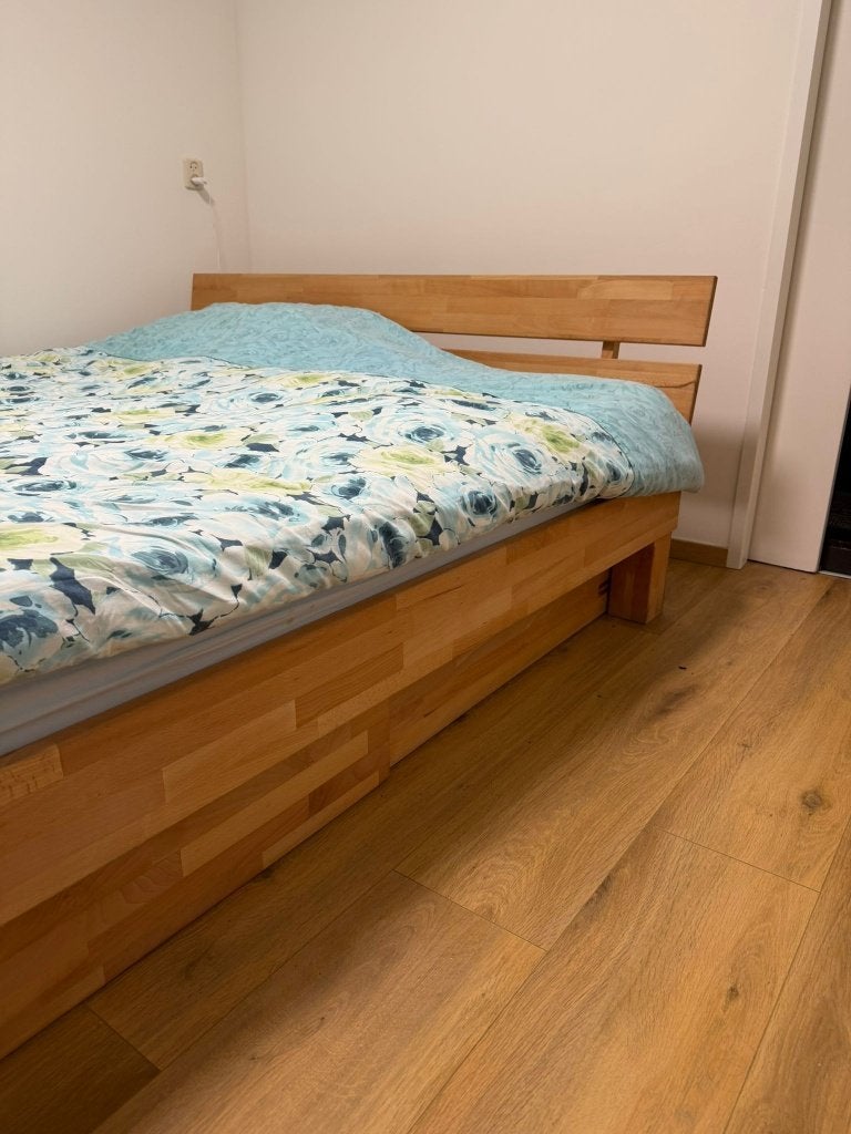Kingsize bed met matras, Huis en Inrichting, Ophalen, Gebruikt, Eenpersoons, 180 cm